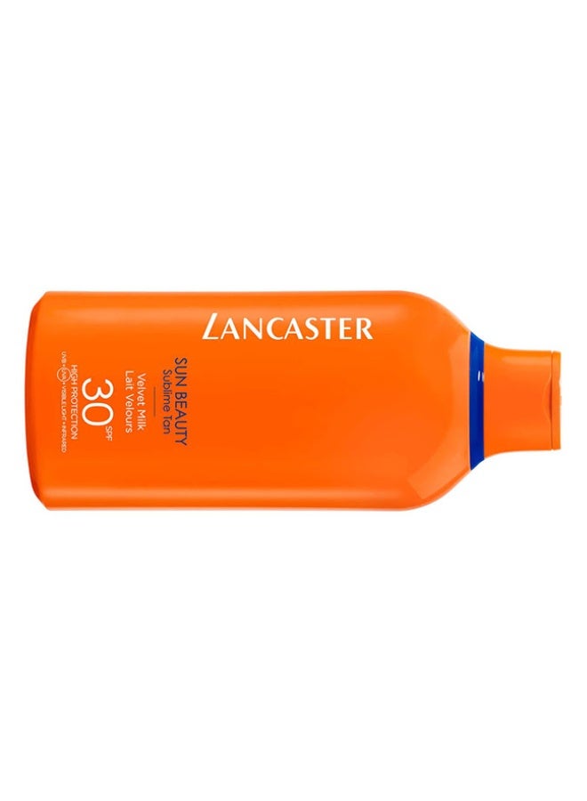 لانكستر صن بيوتي فيلفيت ميلك بعامل حماية من الشمس 30، 400 مل - Image 2