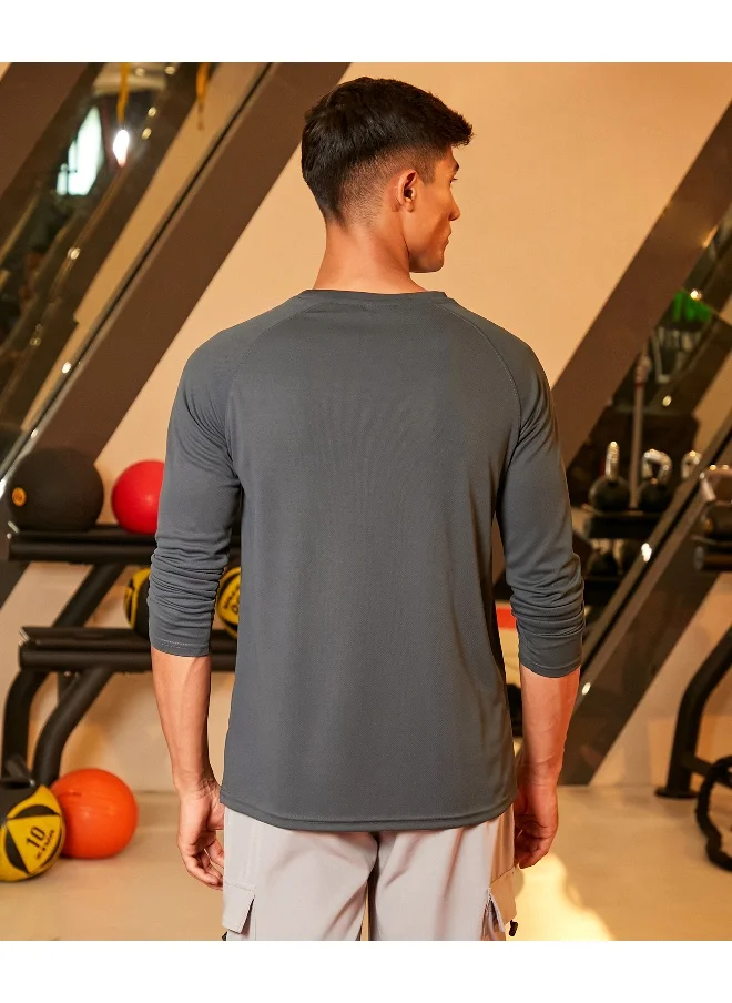 Campus Sutra Men's Navy Blue Digital Block Activewear T-Shirt