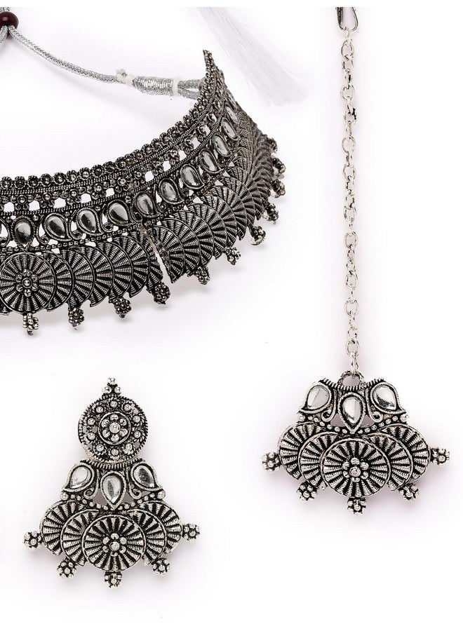 Sukkhi سلسلة تشوكر مزينة بالفضة المؤكسدة مع أقراط | مجموعة مانتيكا للنساء (NS105642) - Image 2
