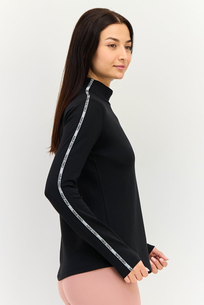 Nike سويت شيرت رياضي نسائي بأكمام طويلة مناسب في الهواء الطلق، أسود - Image 3