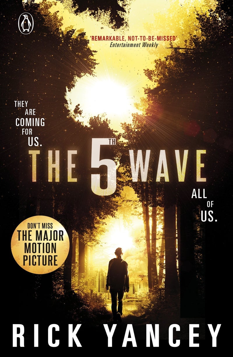 The 5th Wave Paperback English by Rick Yancey - 41460  - Image 1
