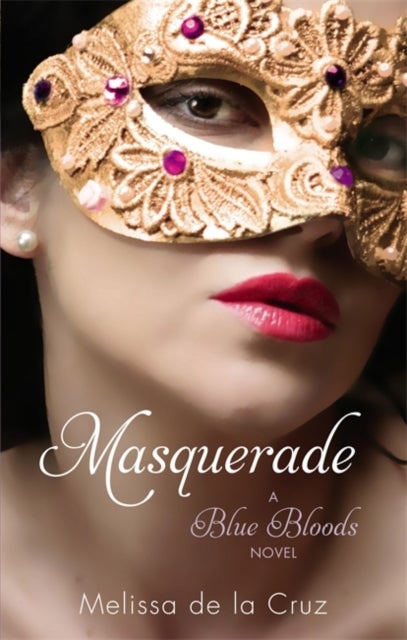 Masquerade Paperback English by Melissa de la Cruz - 40231