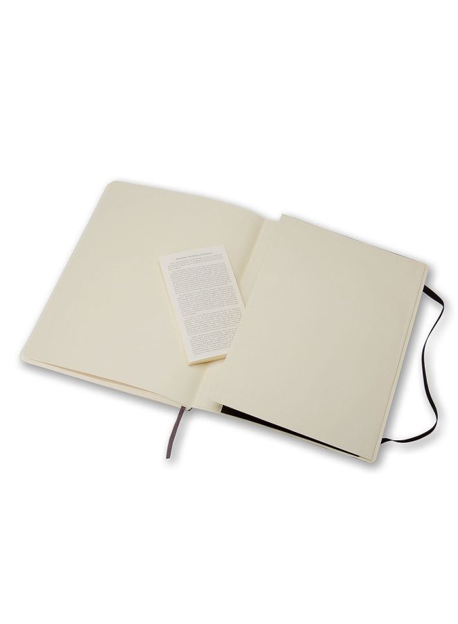 MOLESKINE Ruled Notebook Black  - Image 4