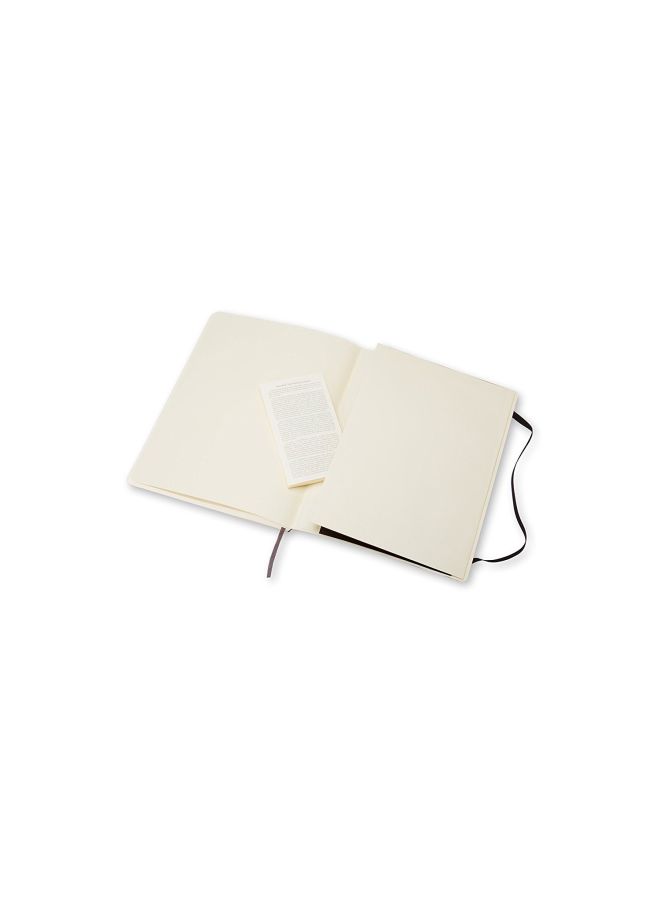 MOLESKINE Plain Notebook Black  - Image 4