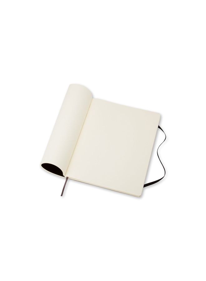 MOLESKINE Plain Notebook Black  - Image 3