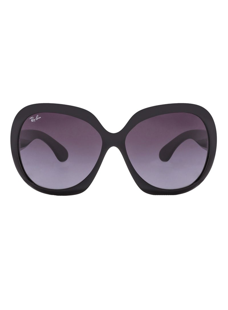 راي بان نظارة شمسية بإطار بيضوي الشكل - مقاس العدسة: 60 مم - لون أسود - طراز RB4098-601/8G-60 للنساء - Image 1