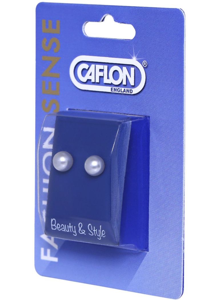 Caflon Simple Medicated Pearl Earrings - Image 2