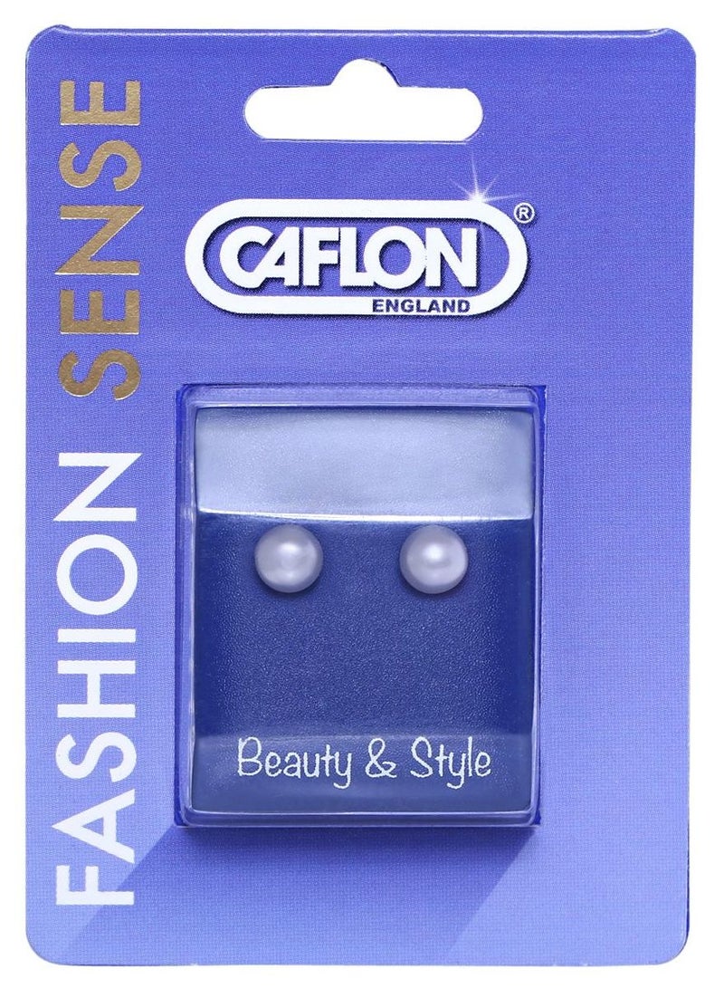 Caflon Simple Medicated Pearl Earrings - Image 1