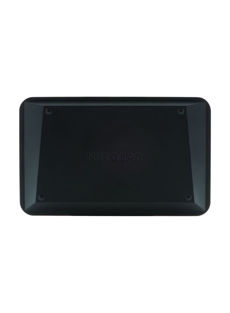 نت جير - نقطة اتصال محمولة أير كارد بتقنية 4G LTE 150 طراز 785 أسود - Image 1