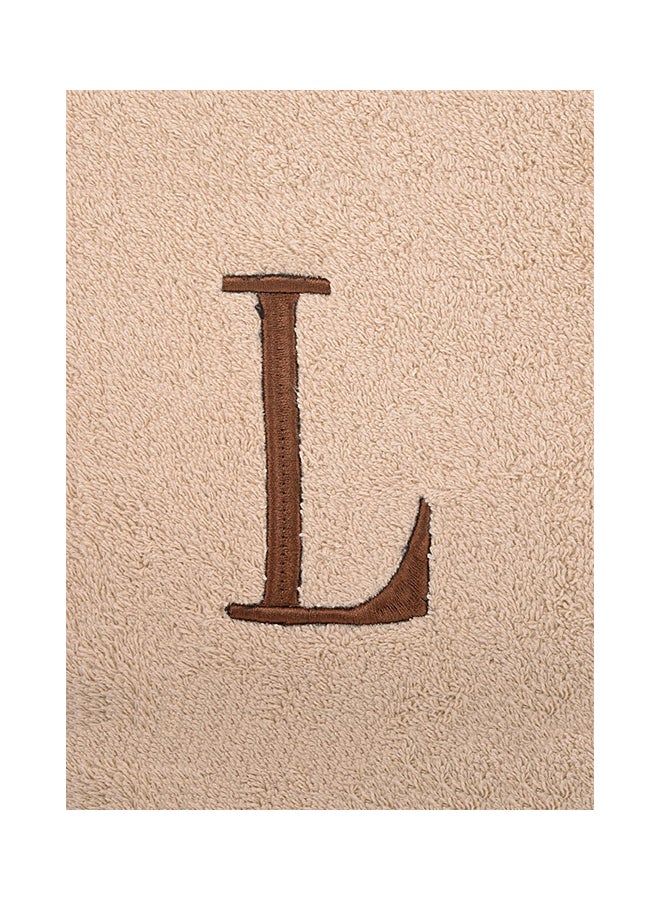 ستايل بريمير منشفة حمام مطرزة بحرف L بيج 76x140سم - Image 3