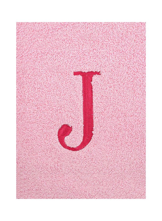 ستايل بريمير منشفة حمام مطرزة بحرف J وردي 76x140سم - Image 3