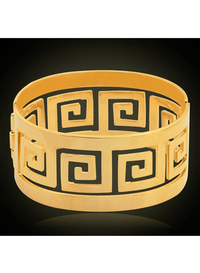 G Letter Heavy Cuff Bracelet  - Image 5