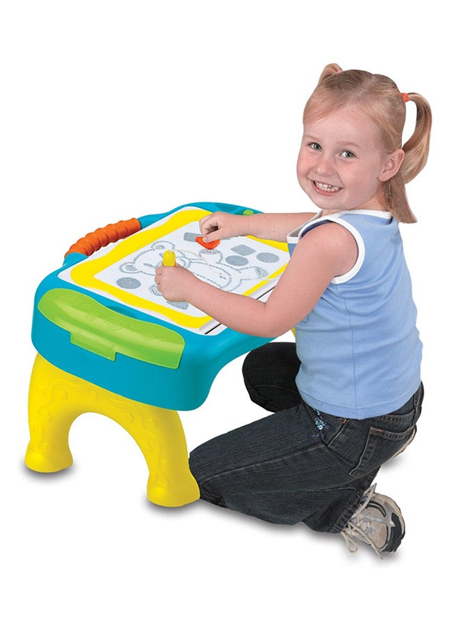 Crayola - Sit N Draw Travel Table 21.1x 21.1x 18.3cm - Image 1