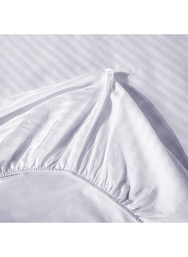 ستوري@هوم طقم ملاءة سرير مخططة مكوّن من 3 قطع قطن أبيض King Size 182x198 centimeter - Image 3