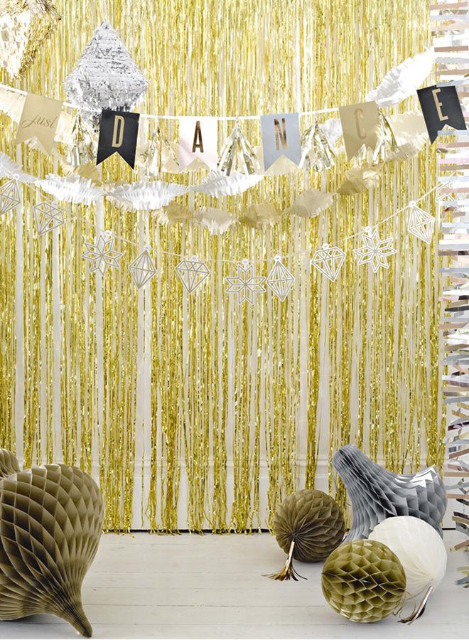 Talking Tables Glitterati Foil Party Curtain 2x2meter  - Image 4