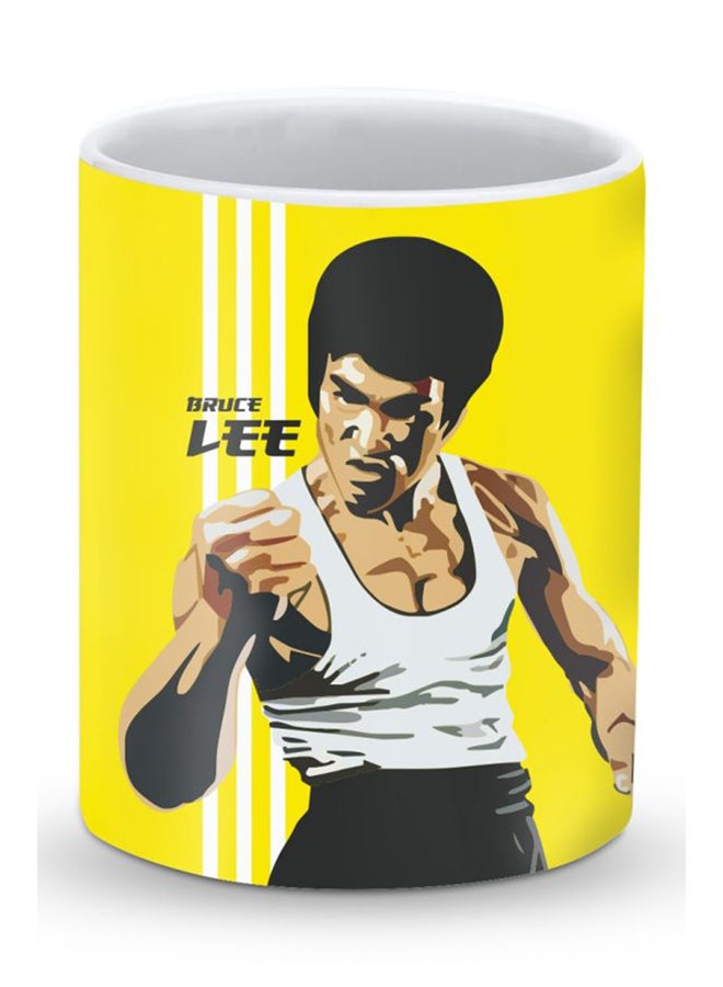 ستايلايزد قدح قهوة فاخر بتصميم قبضة الغضب أصفر\بيج\أسود - Image 1