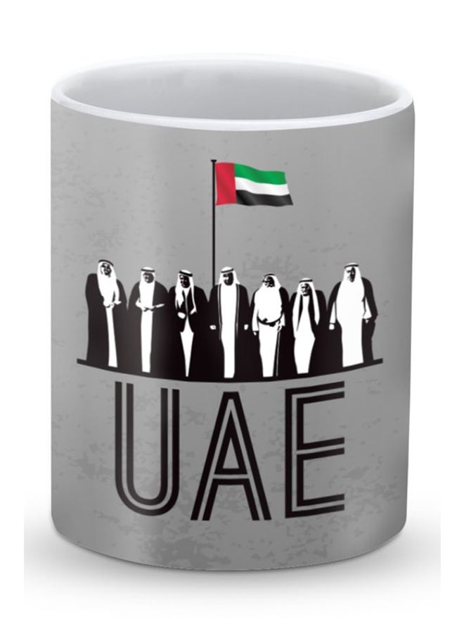 ستايلايزد قدح قهوة فاخر بتصميم دولة الإمارات العربية المتحدة رمادي/أسود 325ملليلتر - Image 1