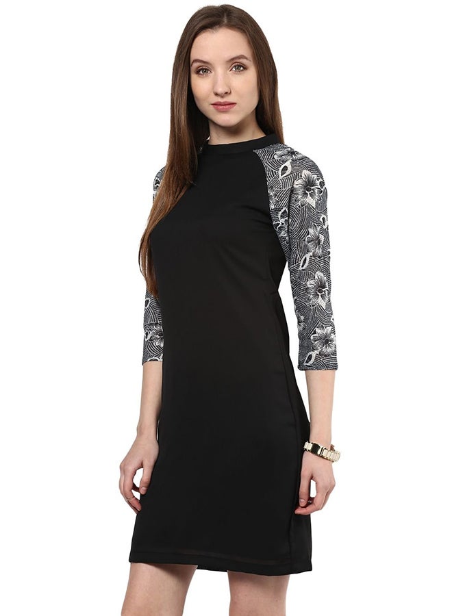 THE VANCA - Bodycon Dress Summer Cool Fabric With Printed Sleeves Black - Image 1