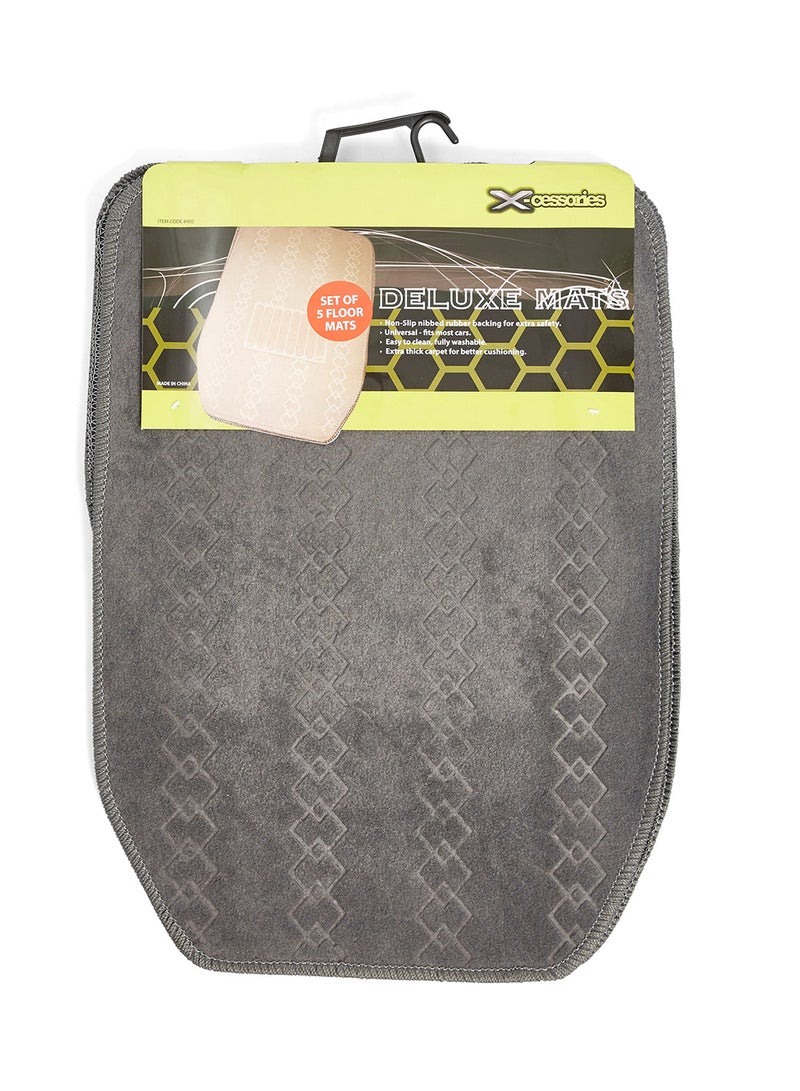 إكسيسوريز دواسات سيارة بتصاميم مختلفة - Image 1