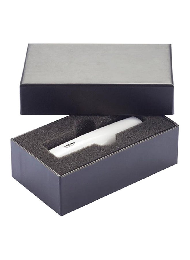 2200.0 mAh Power Bank With Laser Pointer White