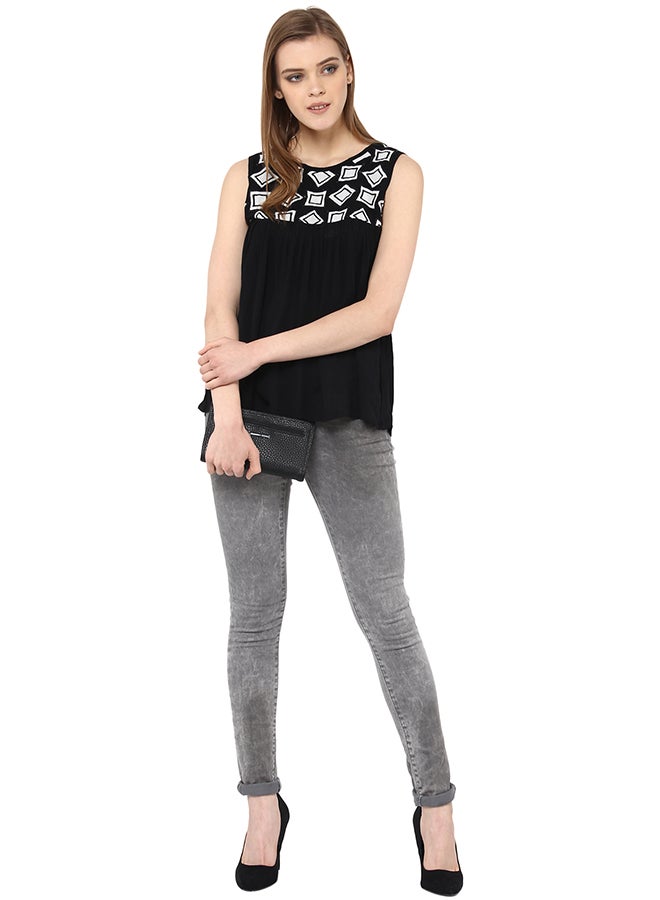 THE VANCA - Sleeveless Printed Top Black - Image 1