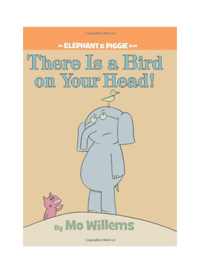 هناك طائر على رأسك