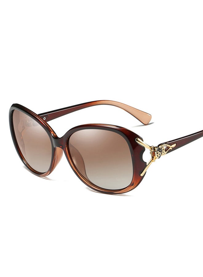 أورون نظارة شمسية بإطار كبير الحجم وعدسات مستقطبة كاملة الحواف - مقاس العدسة: 58 مم للنساء - Image 2