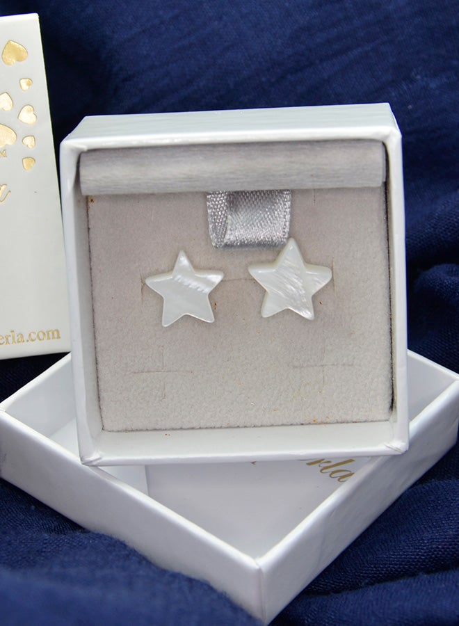 Vera Perla - 18 Karat Gold Star Design Mother Of Pearl Stud Earrings - Image 1