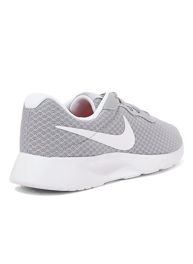 Nike - Tanjun Running Shoes Wolf Grey/White - Image 1