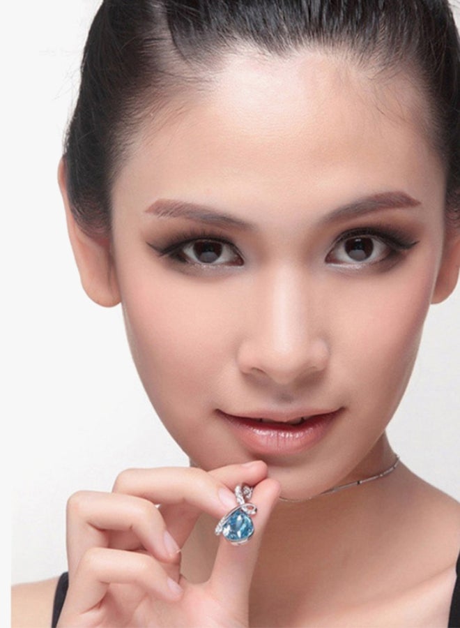 Crystal Design Pendant Necklace - Image 2