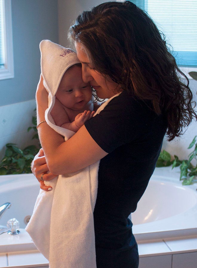 baby works Hands Free Hoodie Bamboo Towel - Image 5