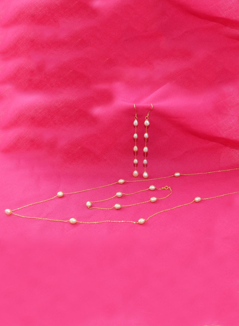 فيرا بيرلا طقم مجوهرات من الذهب مؤلف من3 قطع ومرصّع بحبيبات اللؤلؤ عيار 18 قيراط - Image 2