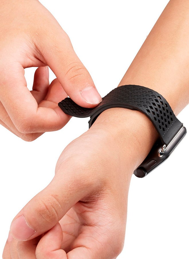 ISank - Milanese Loop Replacement Strap For Apple Watch Series 3/2/1 Black - Image 1