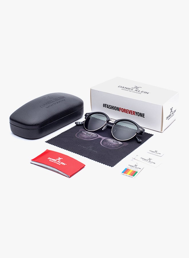 دانيل كلاين نظارة شمسية كلوب ماستر بعدسات مستقطبة للنساء - Image 3