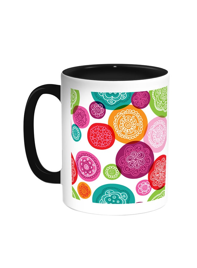 قدح قهوة - زخارف دائرية أسود/ أبيض