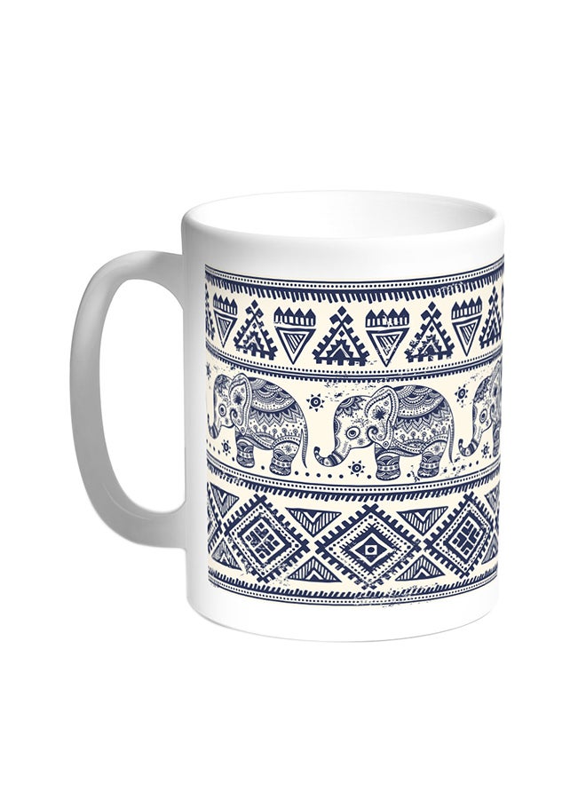 ديكالاك قدح قهوة بزخارف تقليدية- ارسم فيلاً أبيض