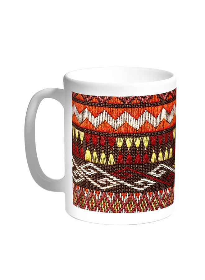 ديكالاك قدح قهوة بزخارف تقليدية أبيض