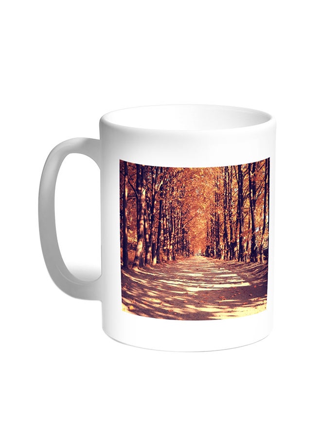 قدح قهوة - موسم الخريف أبيض