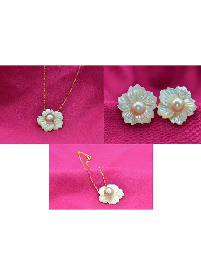 Vera Perla - 3-Piece18 Karat Solid Yellow Gold 19 mm Flower Shape Mother Of Pearl With 6-7 mm Pearl Jewellery - Image 1