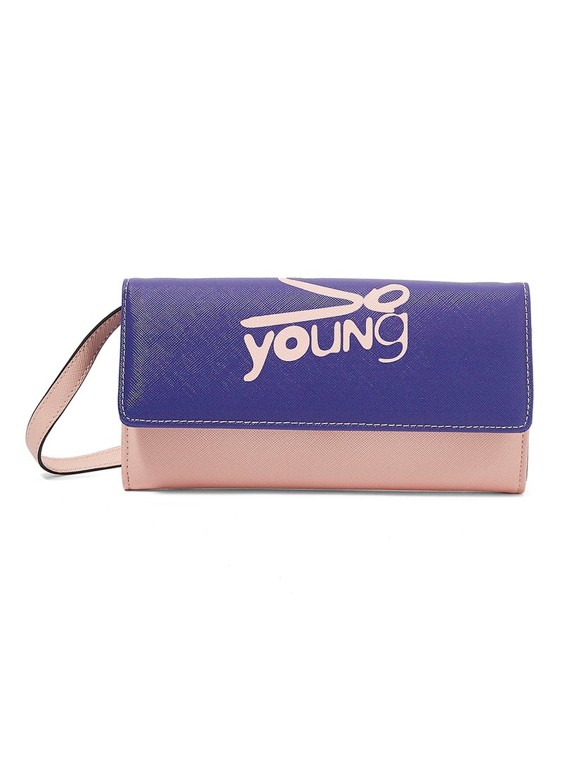 سوديني محفظة بطاقات مبطوع عليها عبارة "So Young" وردي/أرجواني - Image 1