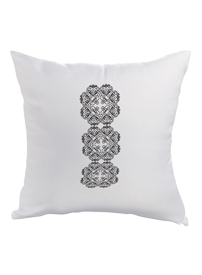 وسادة بطبعة رسومات زخرفية عامودية أسود/ أبيض 40x40سم