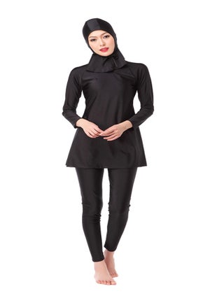 أسود
