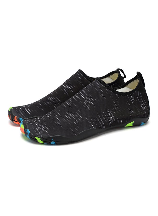 Printed Design Slip Ons Black/White  - Image 2