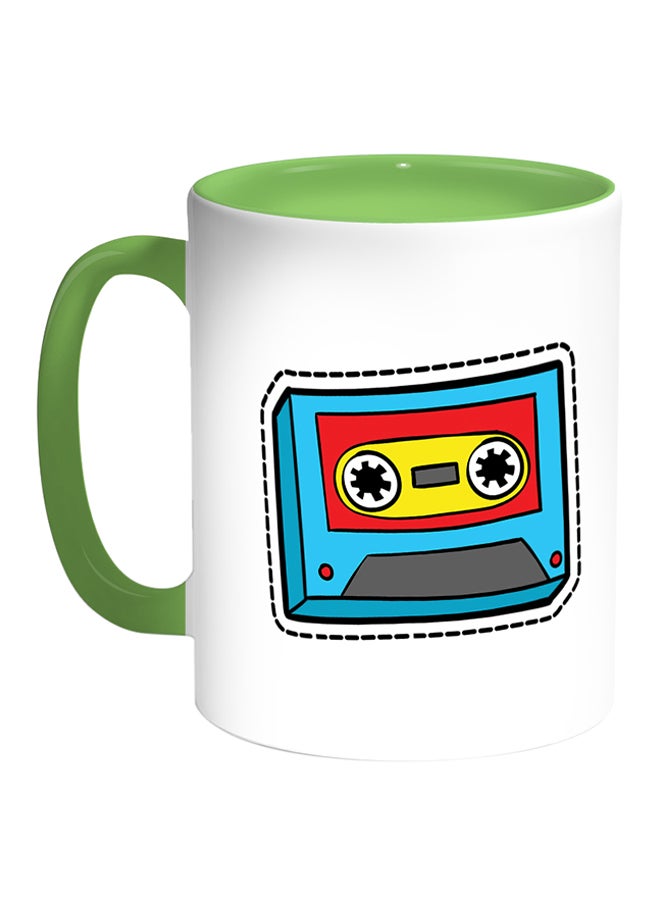 ديكالاك قدح قهوة مطبوع عليه صورة شريط كاسيت أبيض/أخضر