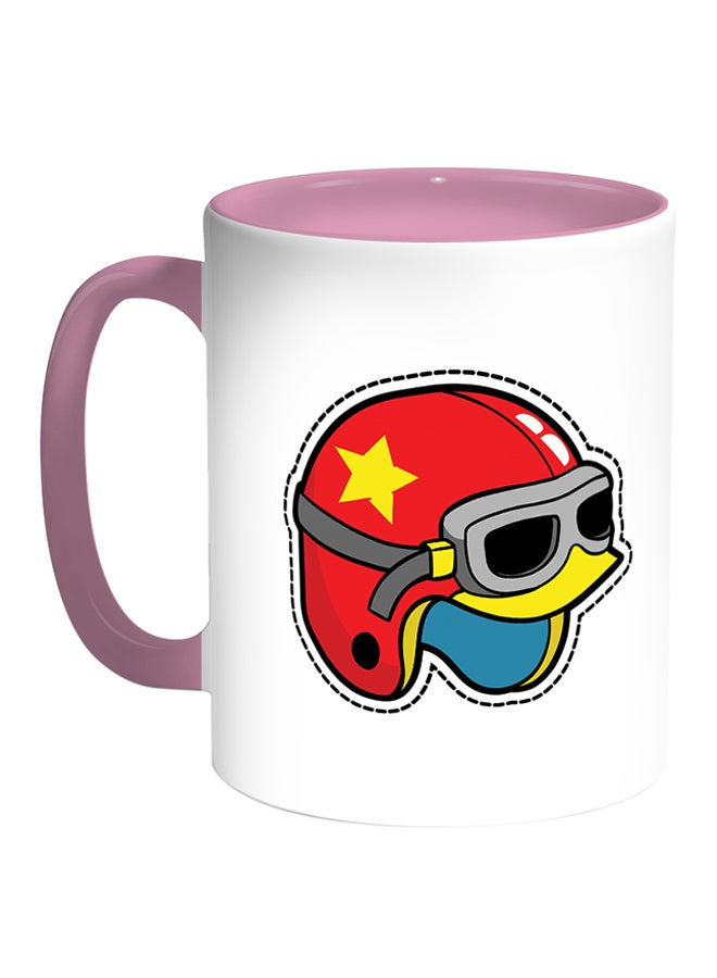 ديكالاك مج قهوة بطبعة على شكل خوذة رياضية أبيض/ وردي