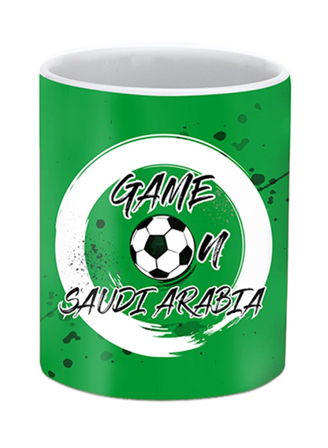 ستايلايزد مج سيراميك مطبوع عليه "Saudi Arabia" أخضر/أبيض  - Image 1