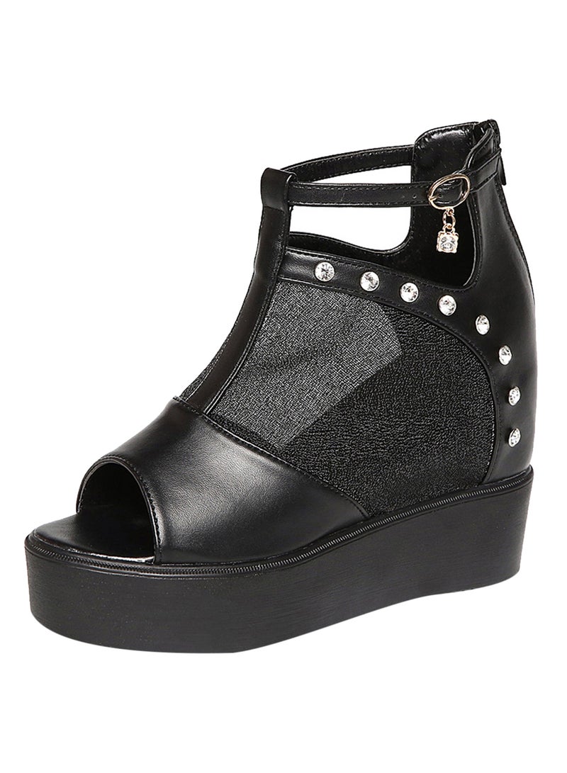 2018 New Fashion New Loop Cut Out Wedge Sandals Black - Image 1