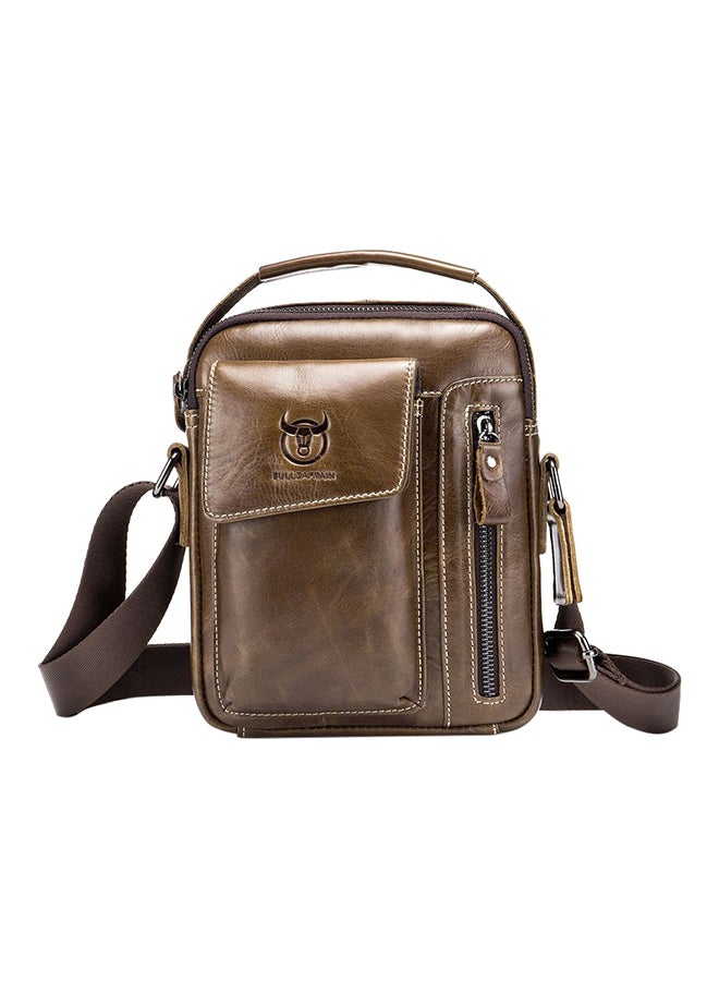 أوتاد حقيبة كروس من الجلد بسحاب بني