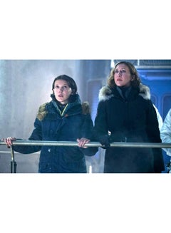 Millie Bobby Brown And Vera Farmiga In Godzilla King Of The Monsters Wall Art Canvas Print Multicolour 100x67x3.5cm