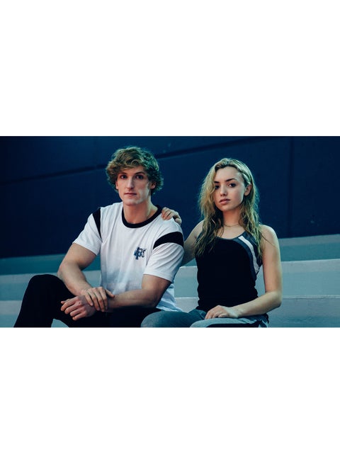 Peyton List And Logan Paul Canvas Wall Art Multicolour 70x39x3.5cm